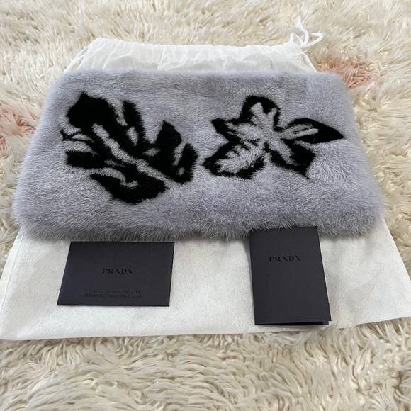New Authentic Prada Fur Pochette - Picture 1 of 7